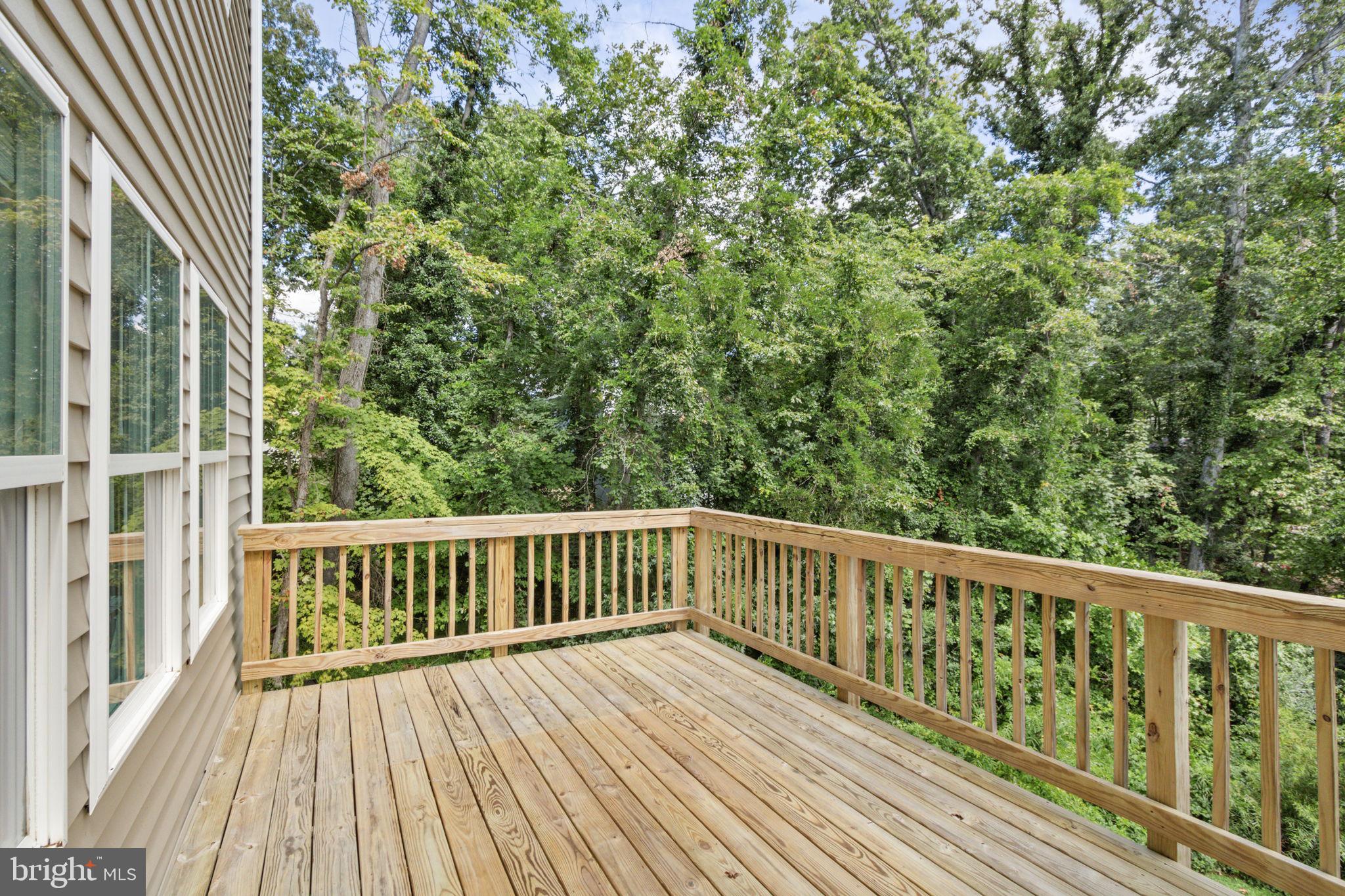 1746 Greenway Dr