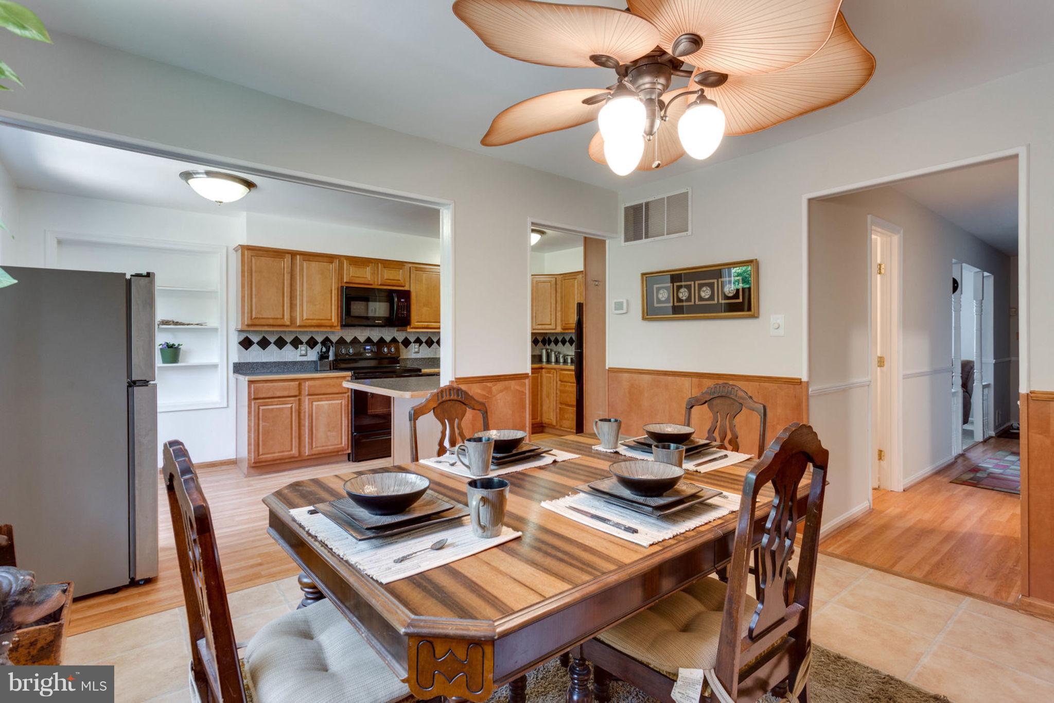 9427 Cherwek Dr