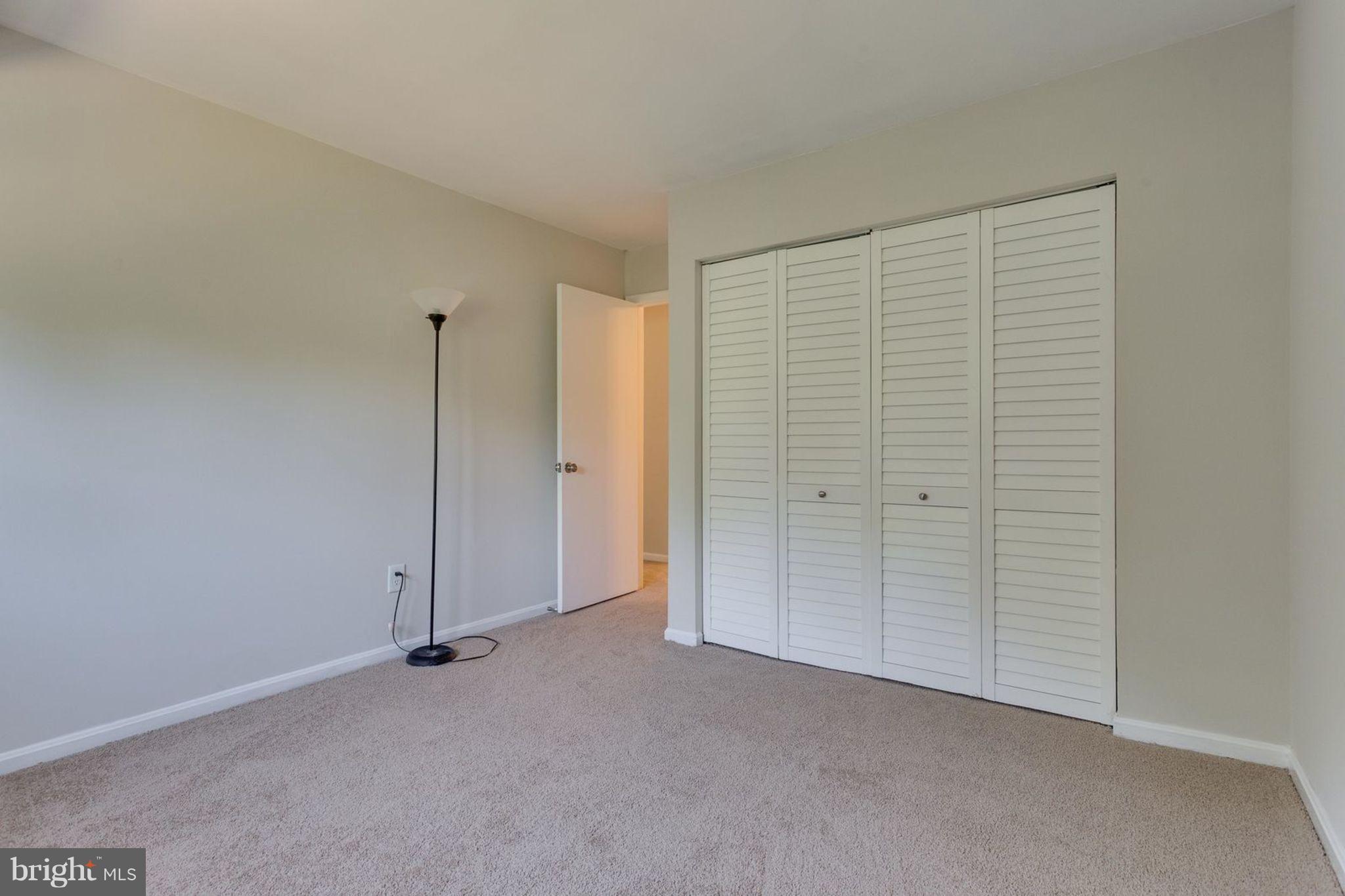 9427 Cherwek Dr