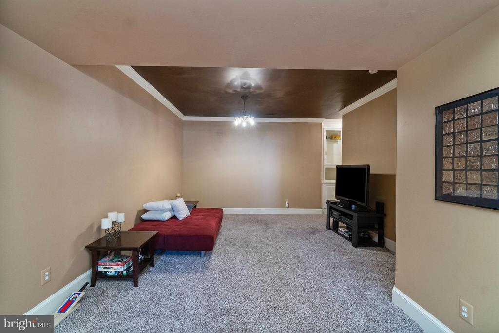 11256 Waples Mill Rd