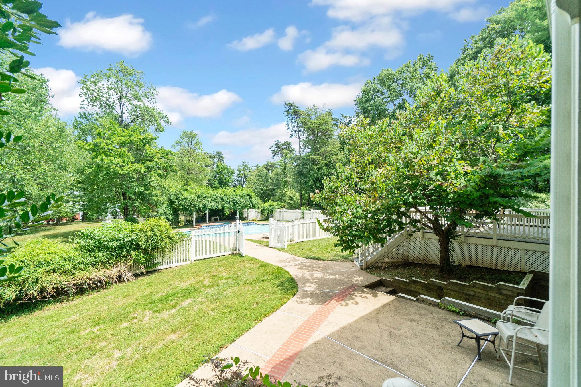 11256 Waples Mill Rd