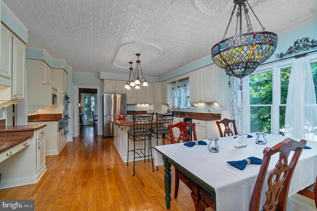 11256 Waples Mill Rd
