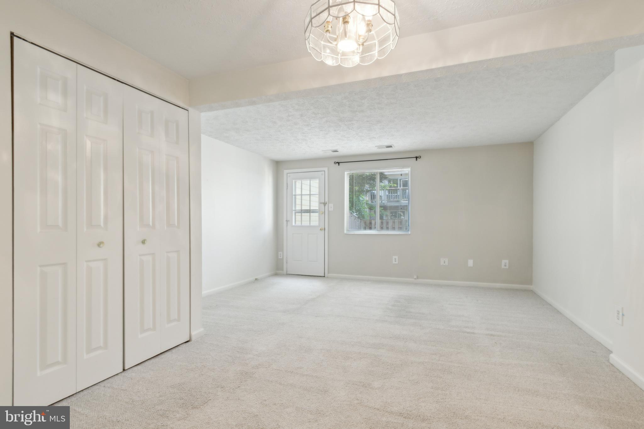 8483 AURORA CT
