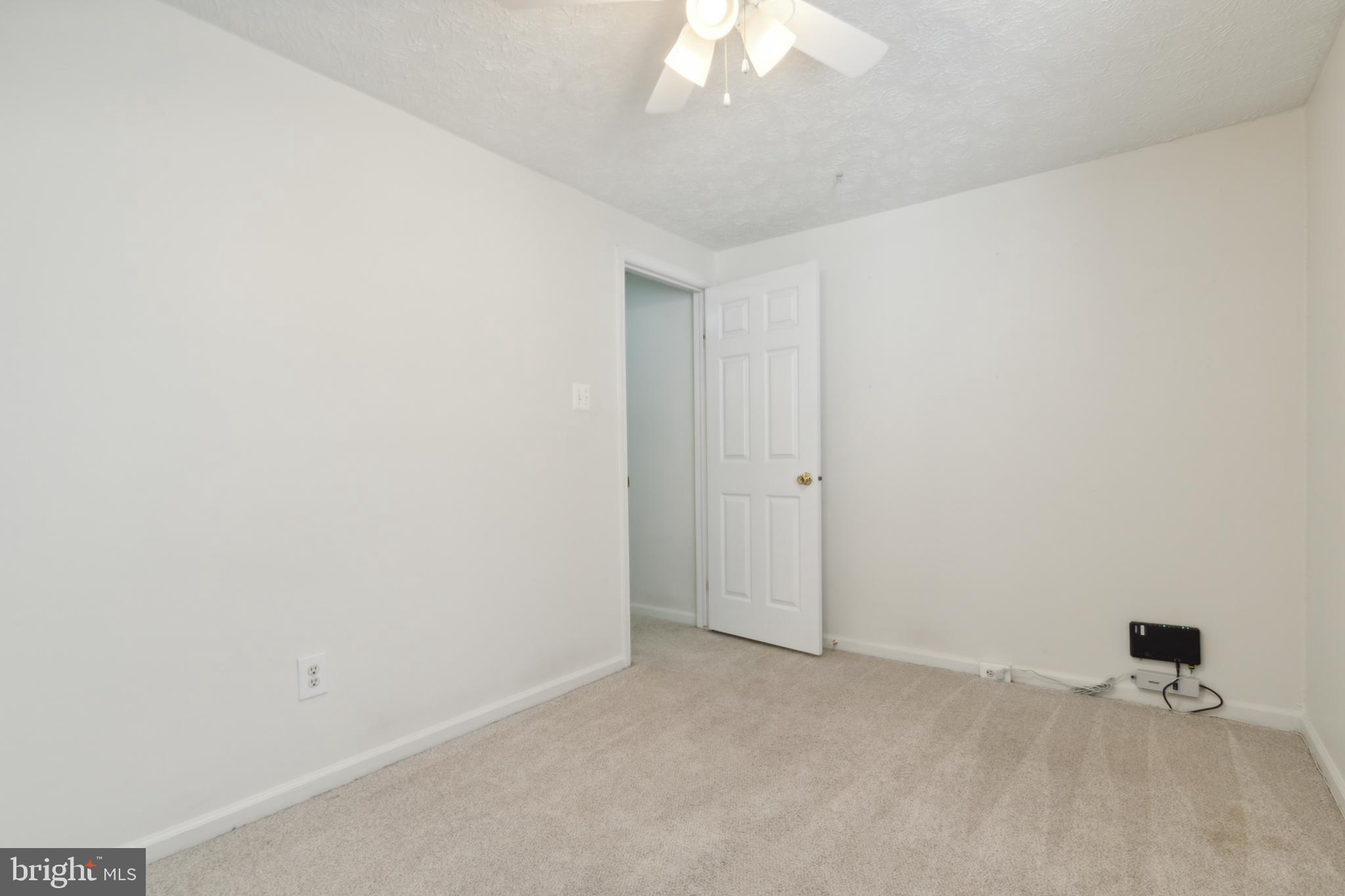 8483 AURORA CT