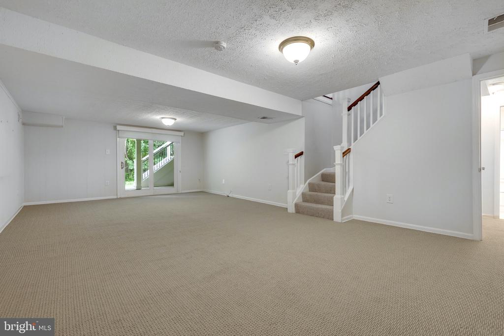 9622 CINNAMON CREEK DR