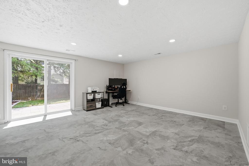 4905 SUGAR MAPLE LANE