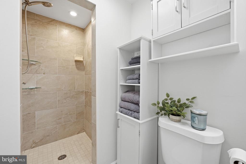 4905 SUGAR MAPLE LANE