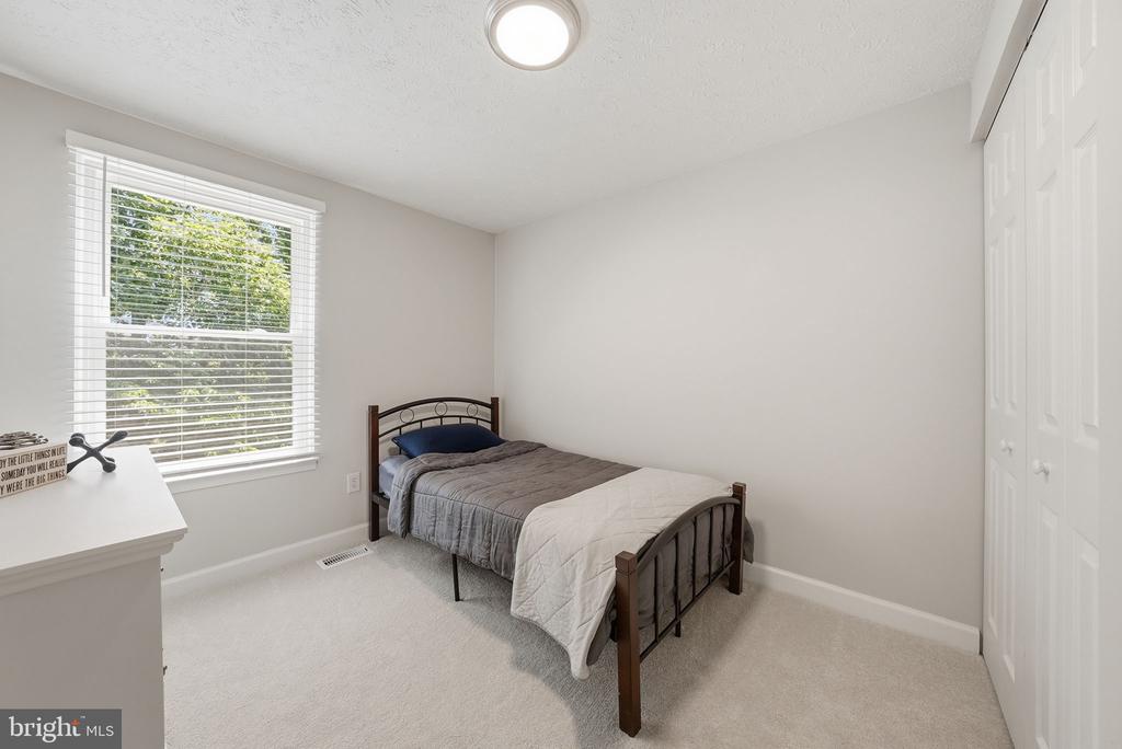 4905 SUGAR MAPLE LANE