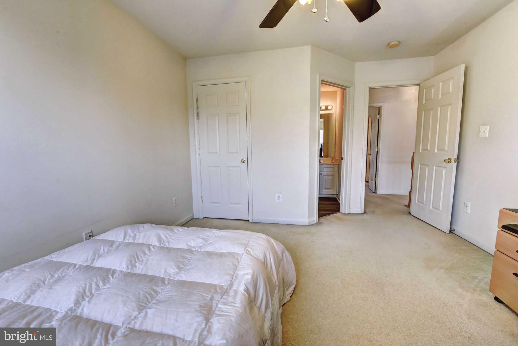 110 Hunton Dr