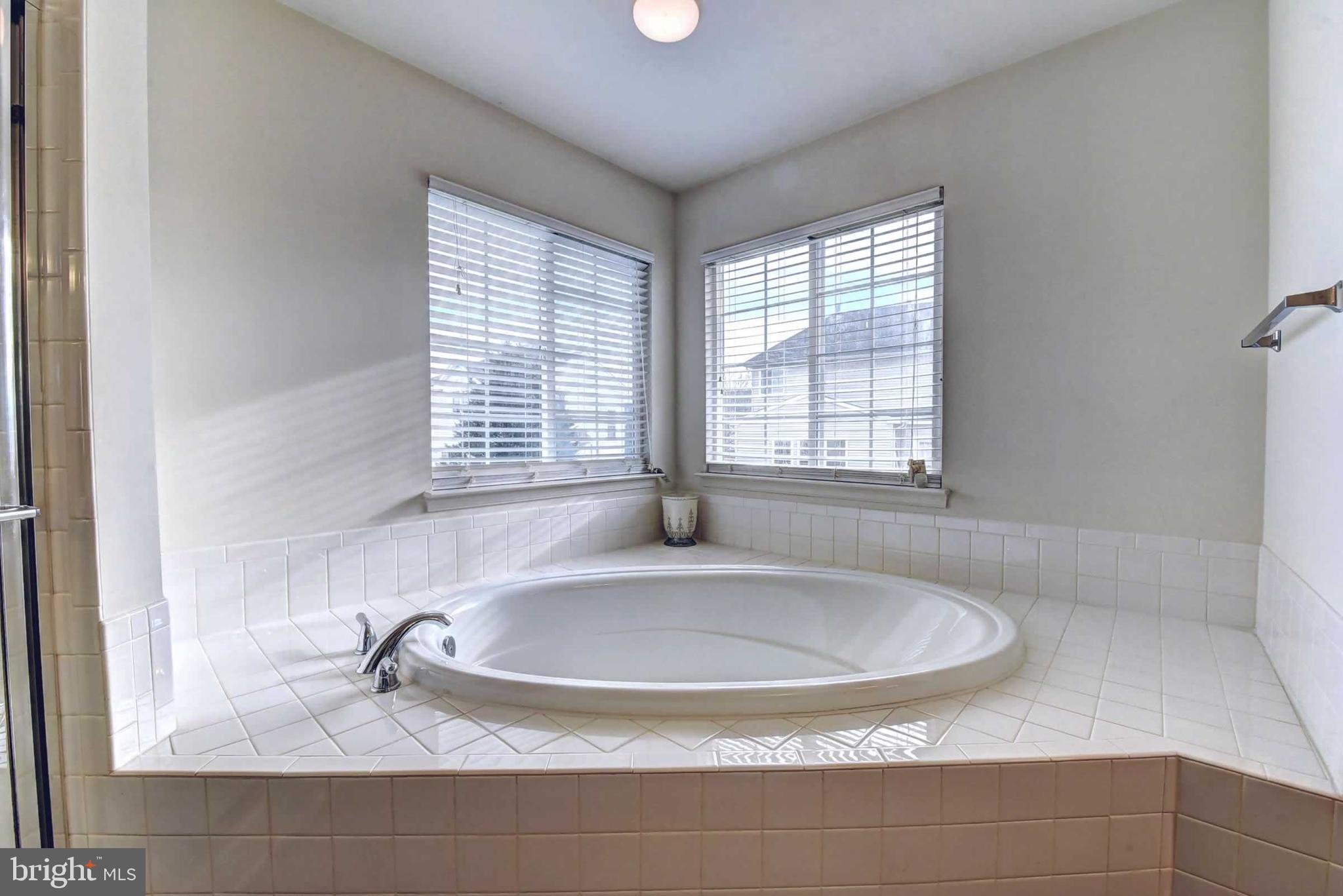 110 Hunton Dr