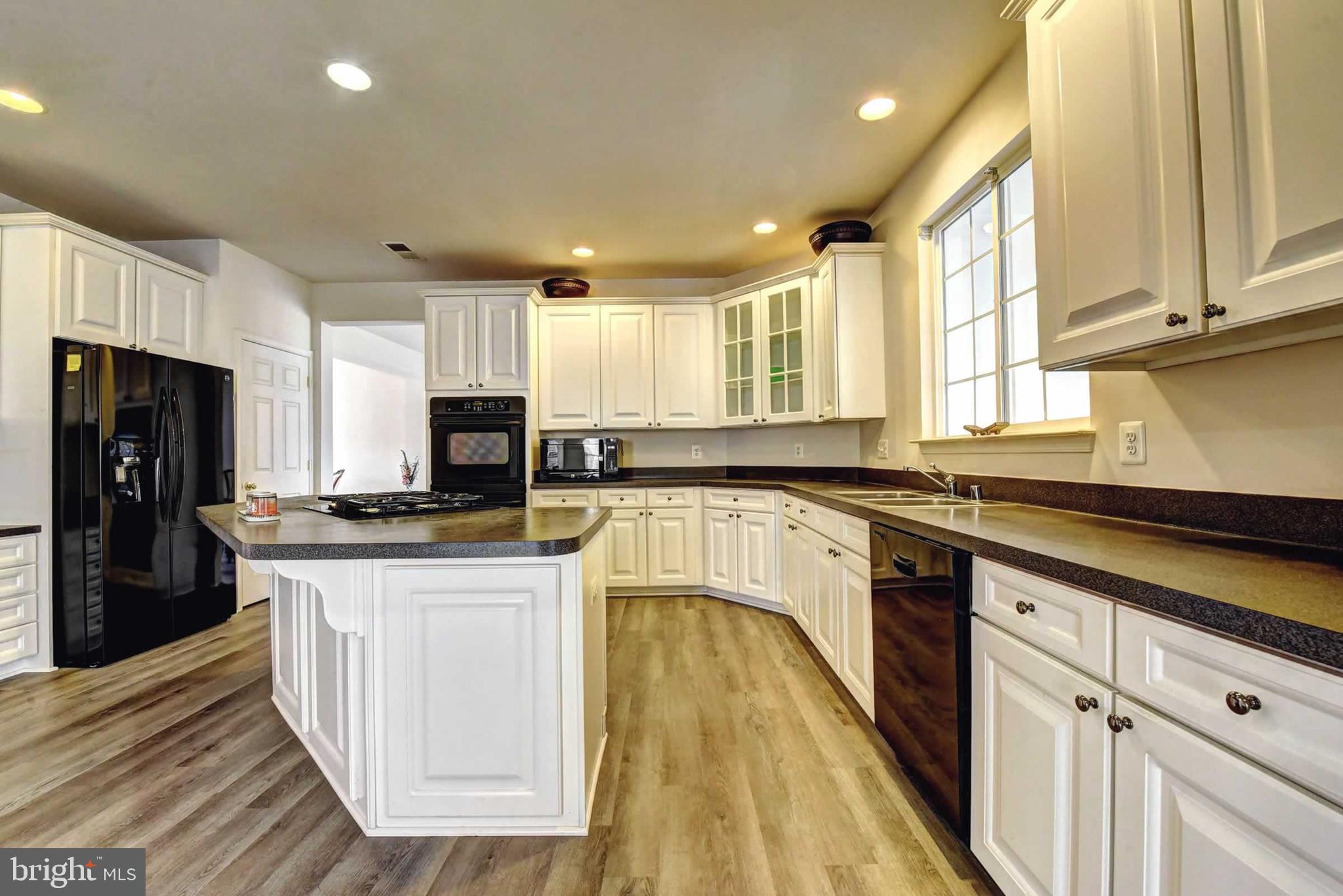 110 Hunton Dr