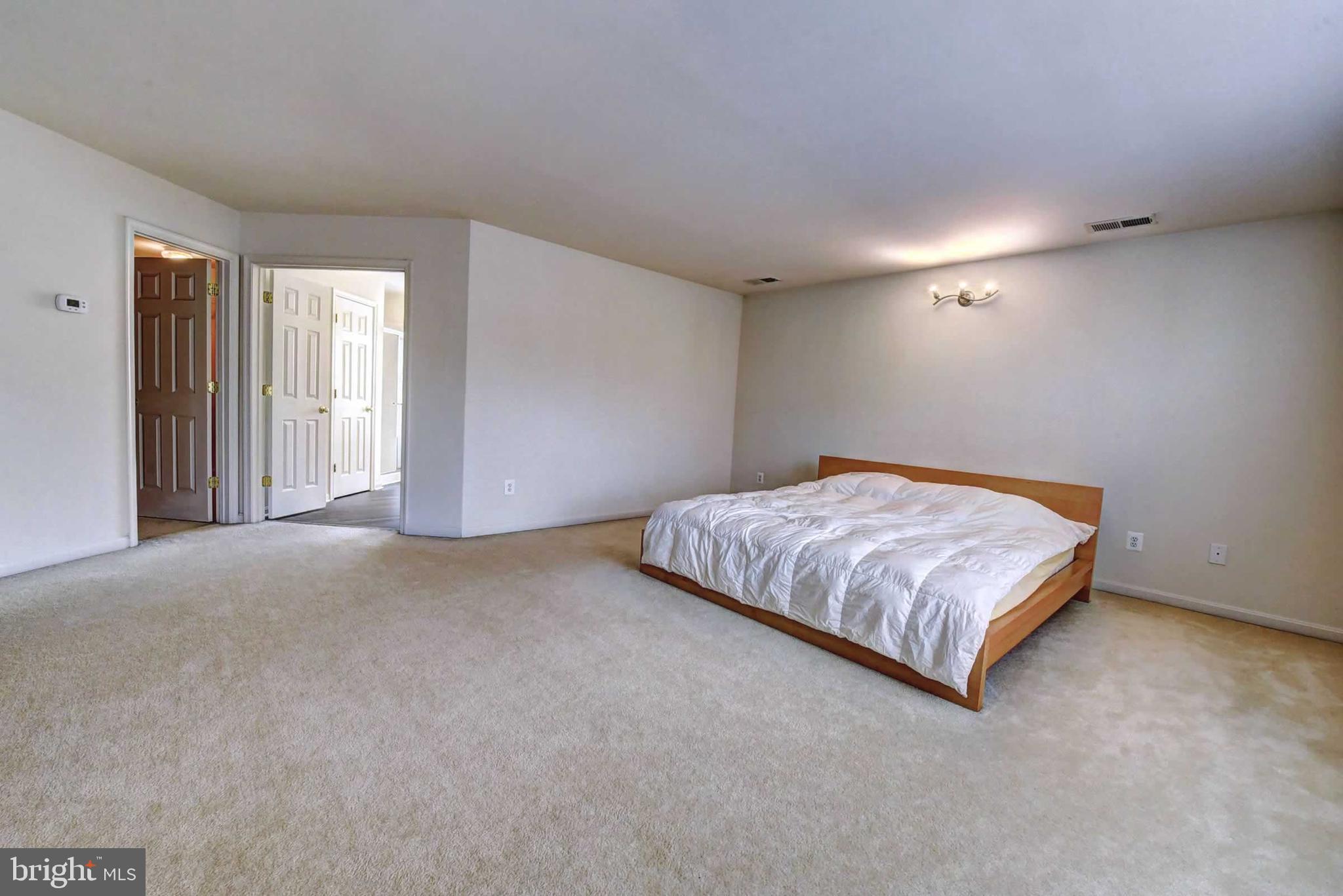 110 Hunton Dr