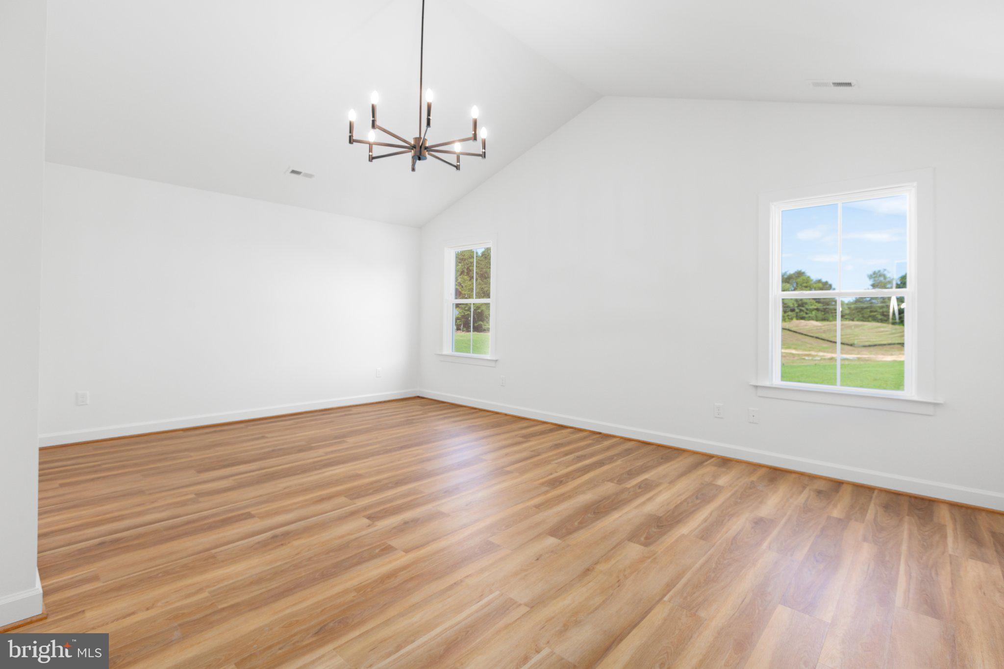 1365 Mountain View Rd