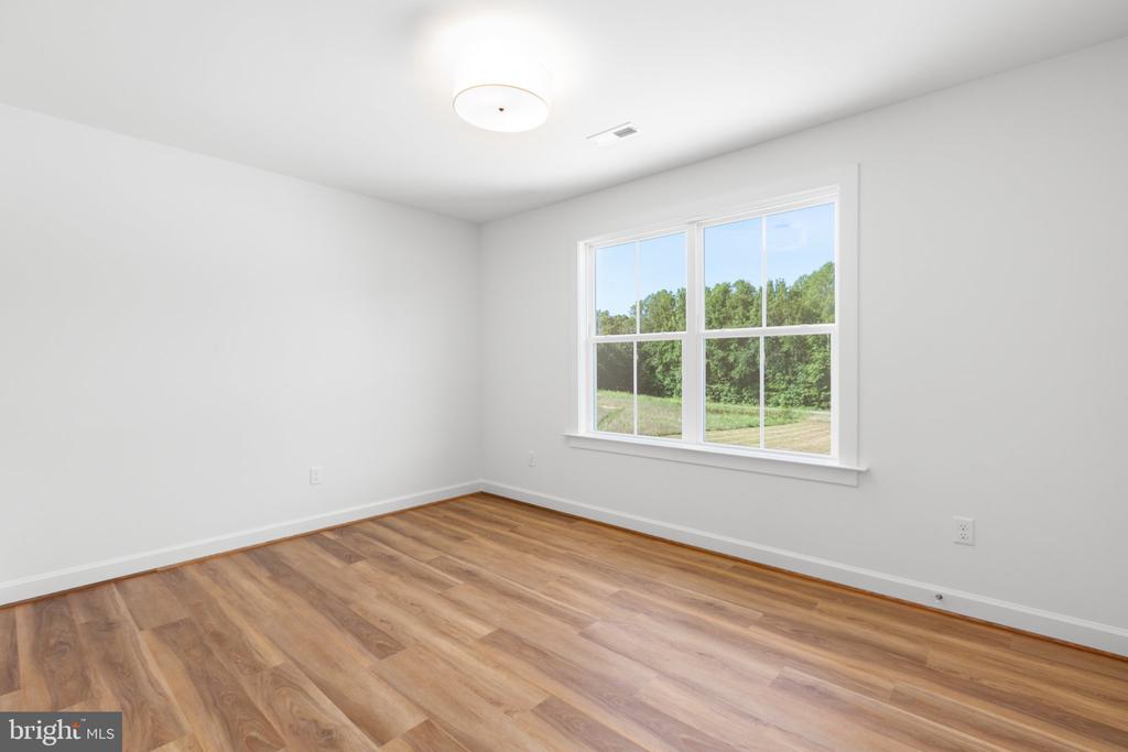 1365 Mountain View Rd