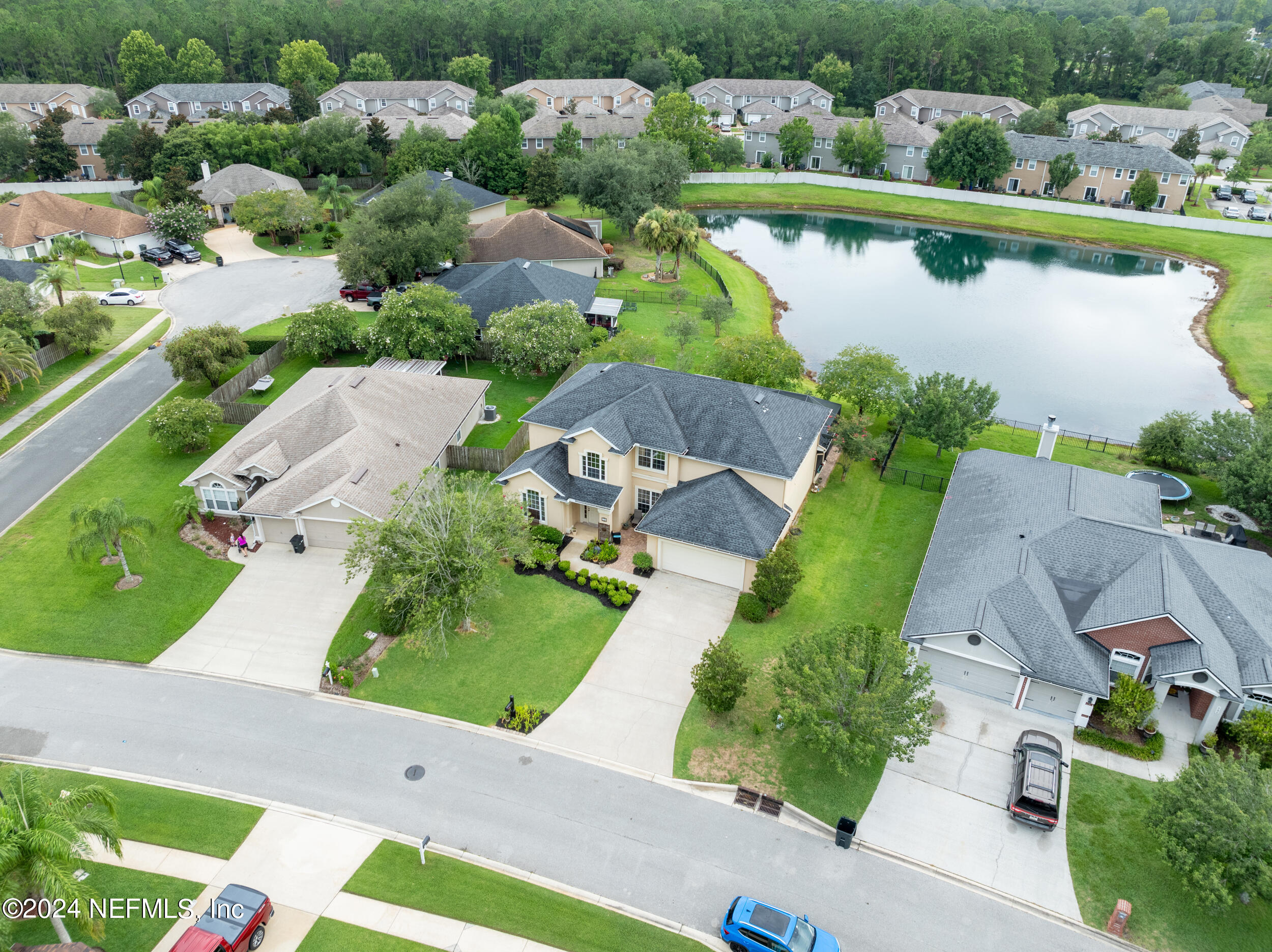 135 PRINCE PHILLIP Drive