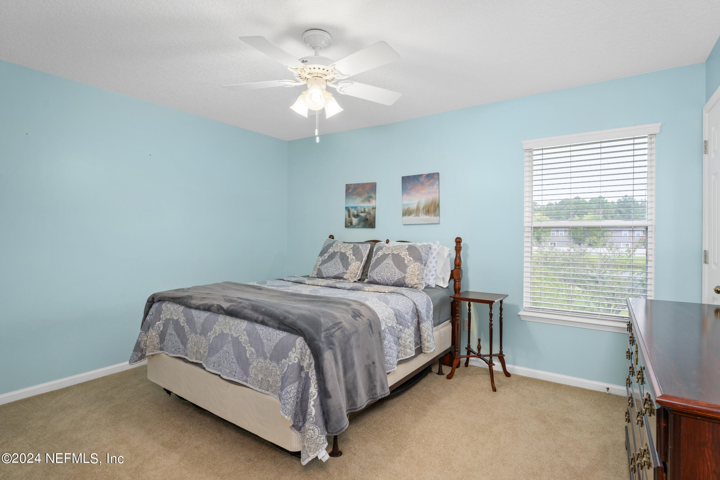 135 PRINCE PHILLIP Drive