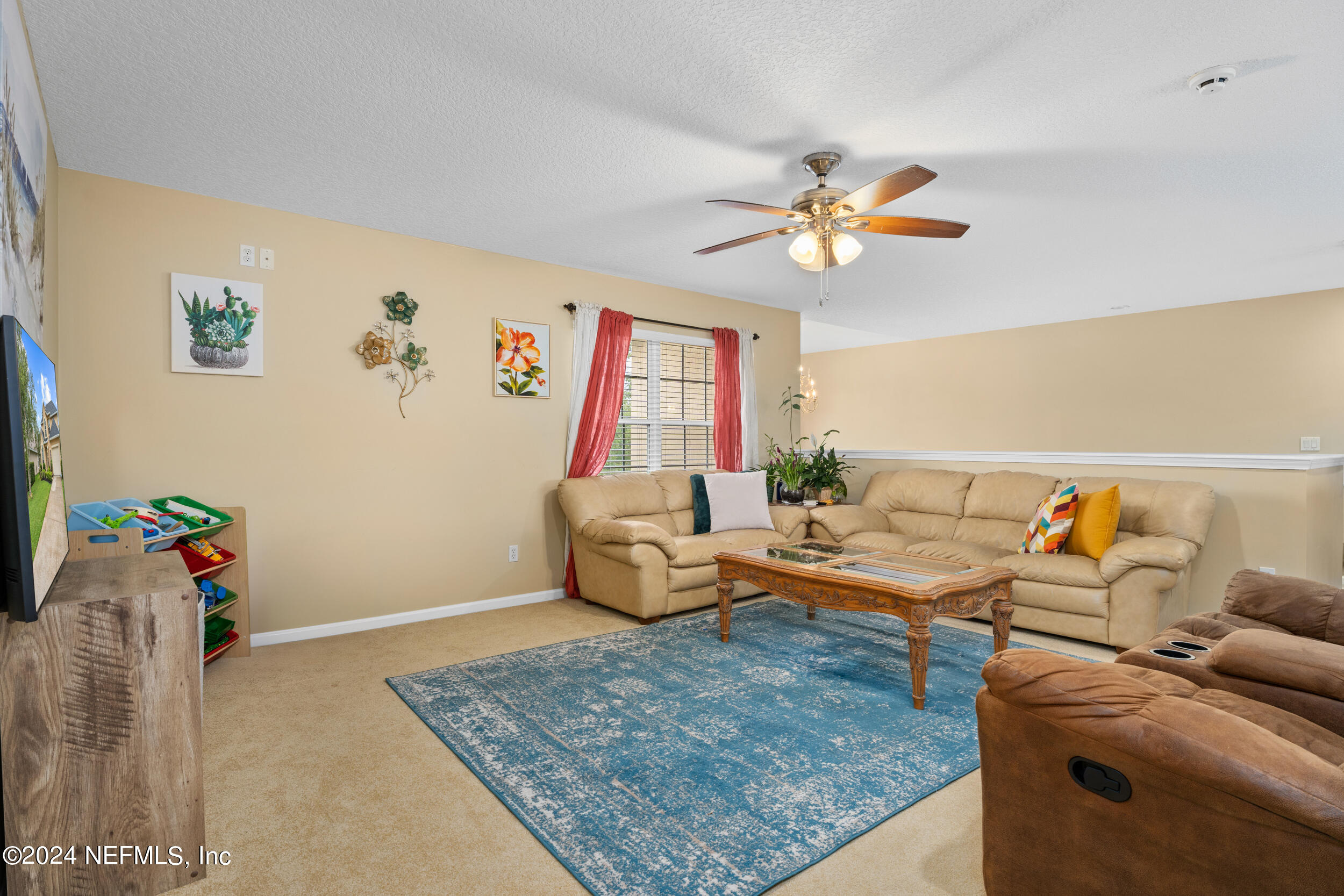 135 PRINCE PHILLIP Drive