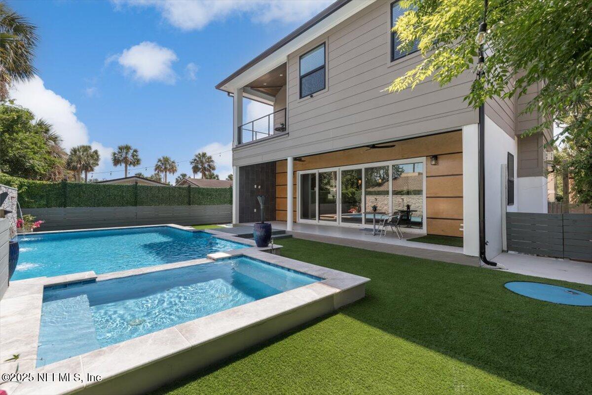 211 BELVEDERE Street