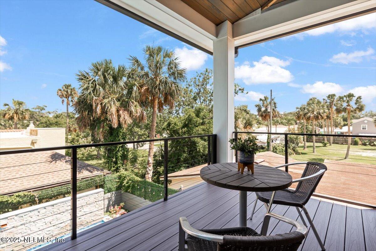 211 BELVEDERE Street