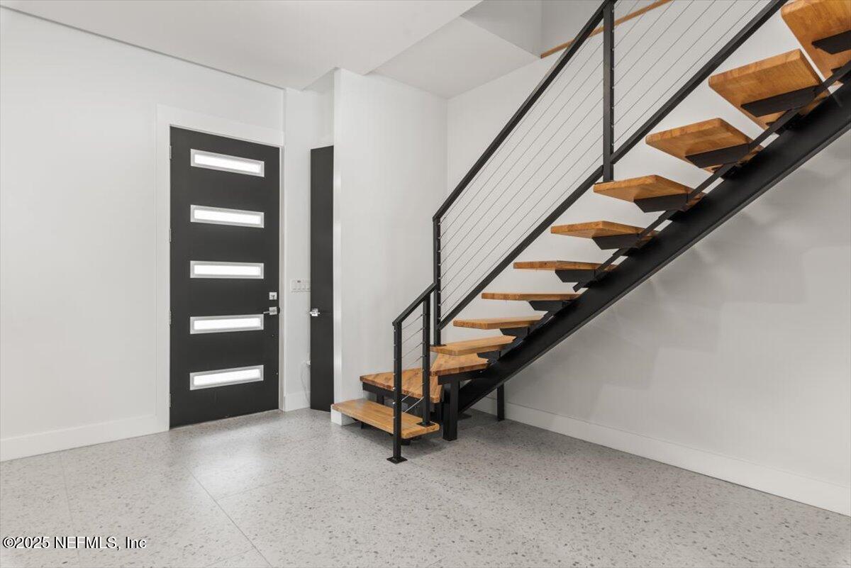 211 BELVEDERE Street