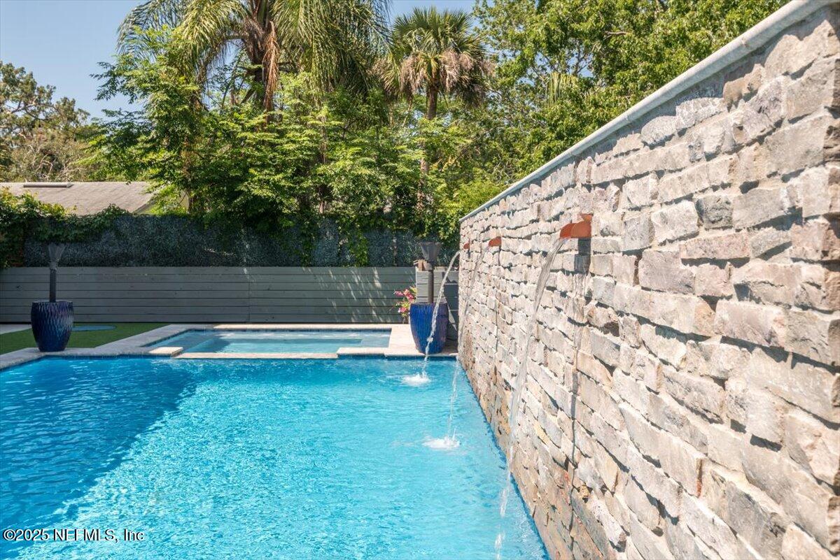 211 BELVEDERE Street