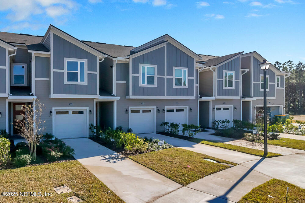 11282 MINNETTA Court