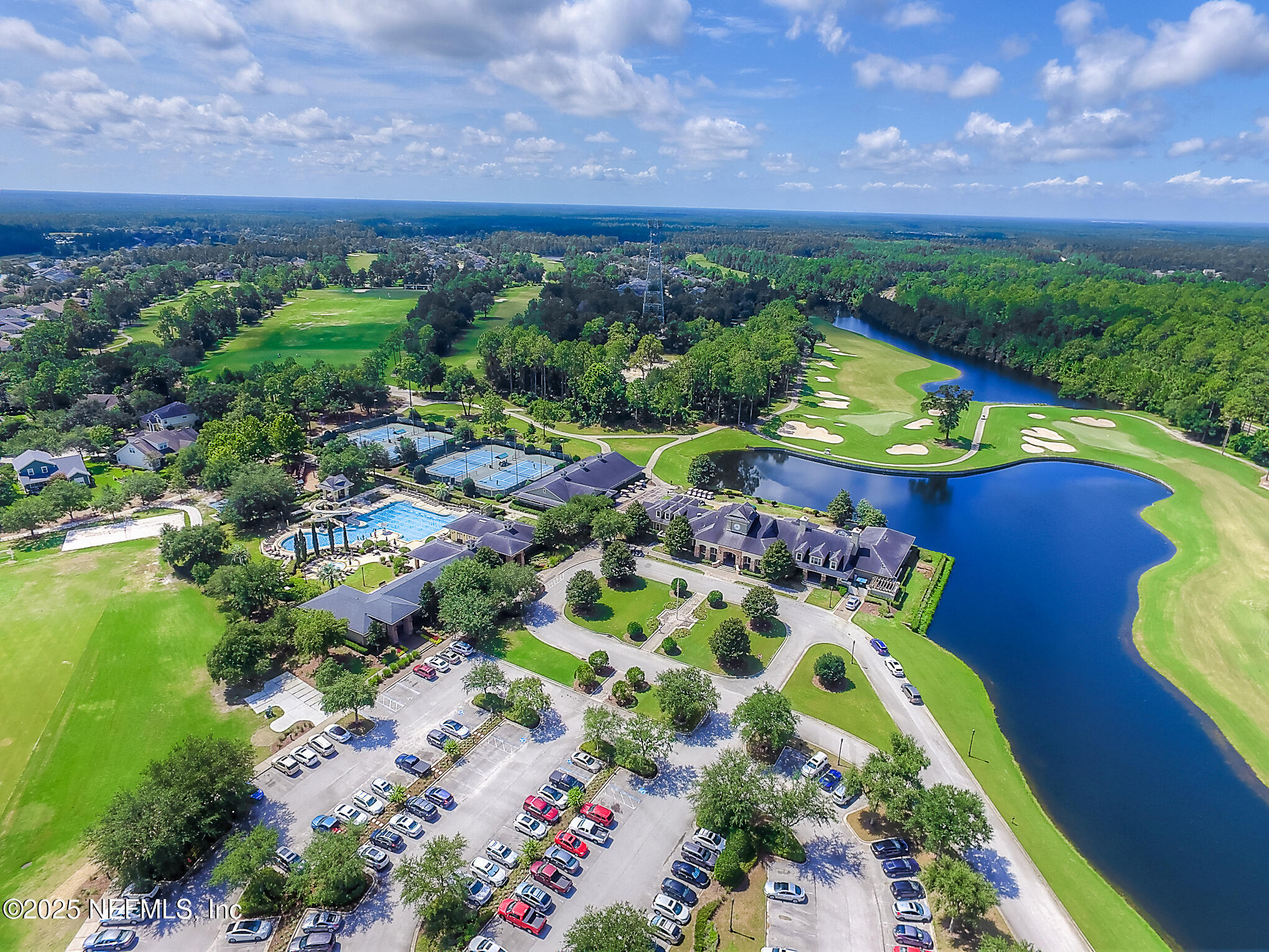 902 EAGLE POINT Drive, St. Augustine