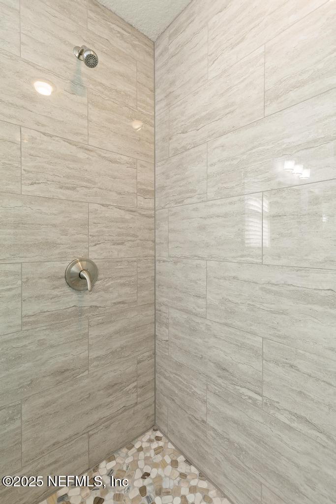 902 EAGLE POINT Drive, St. Augustine