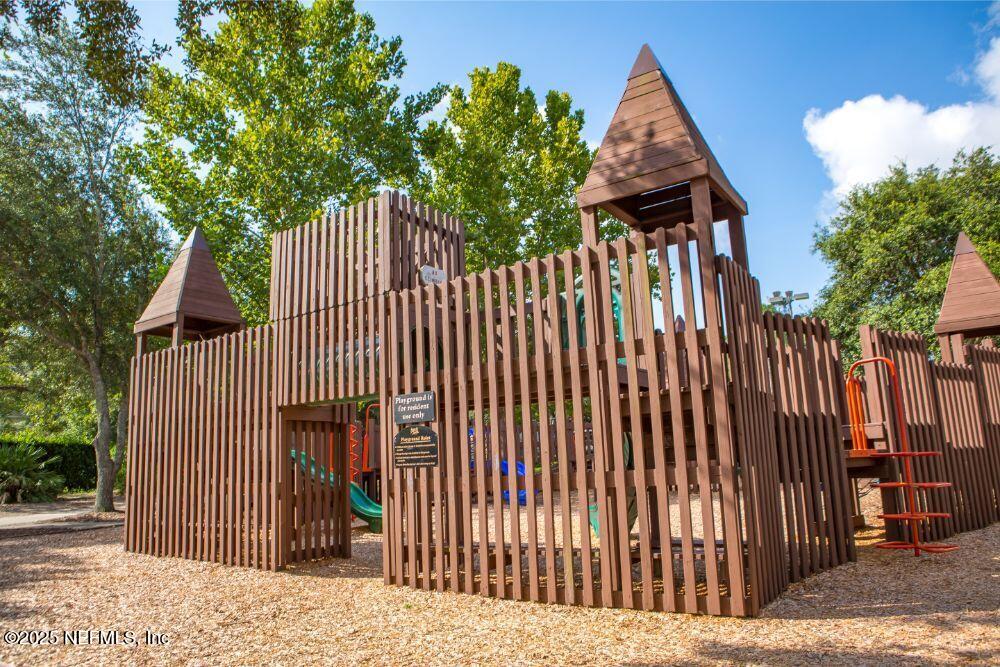 902 EAGLE POINT Drive, St. Augustine