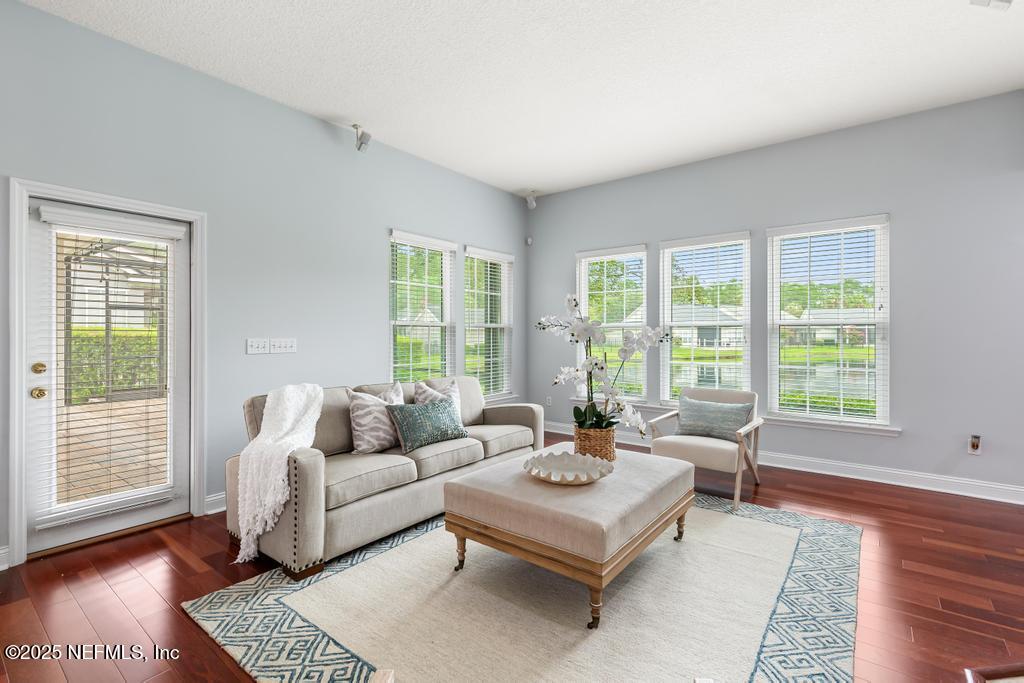 902 EAGLE POINT Drive, St. Augustine