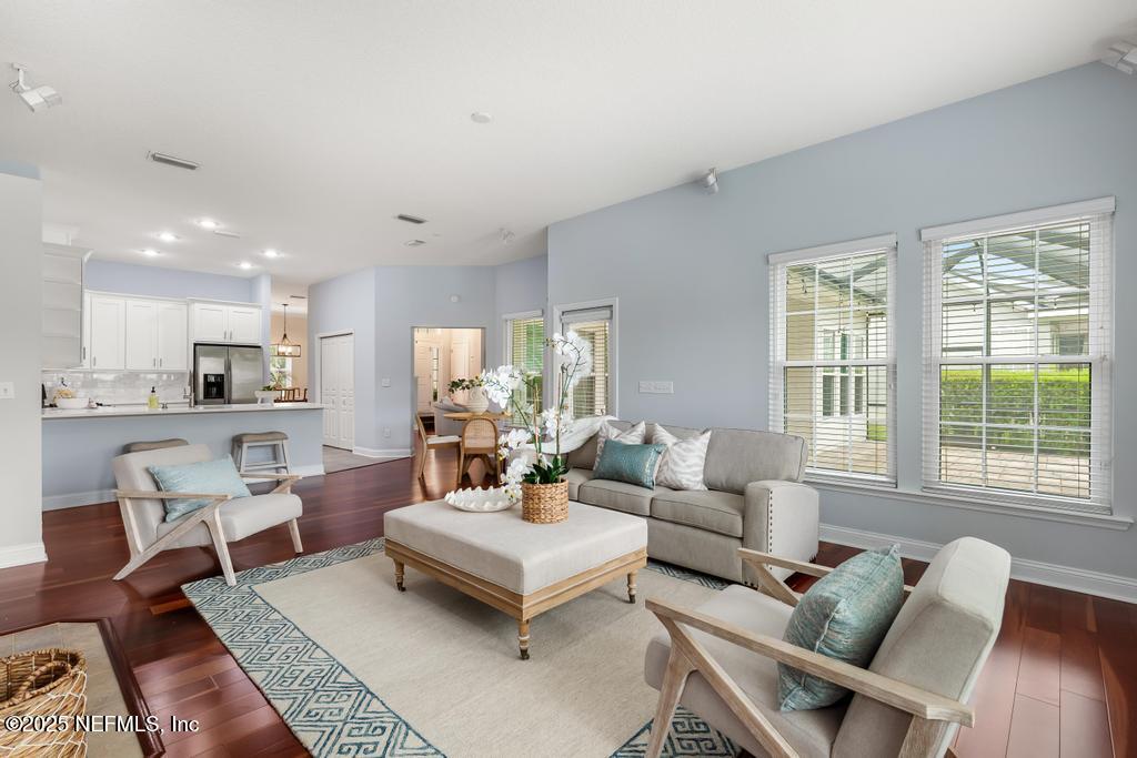 902 EAGLE POINT Drive, St. Augustine