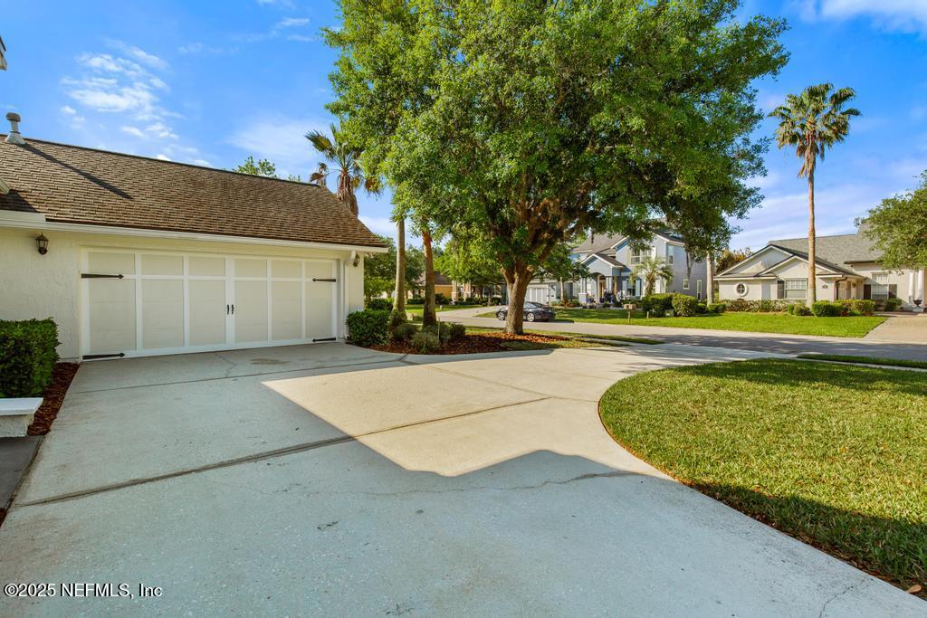 902 EAGLE POINT Drive, St. Augustine