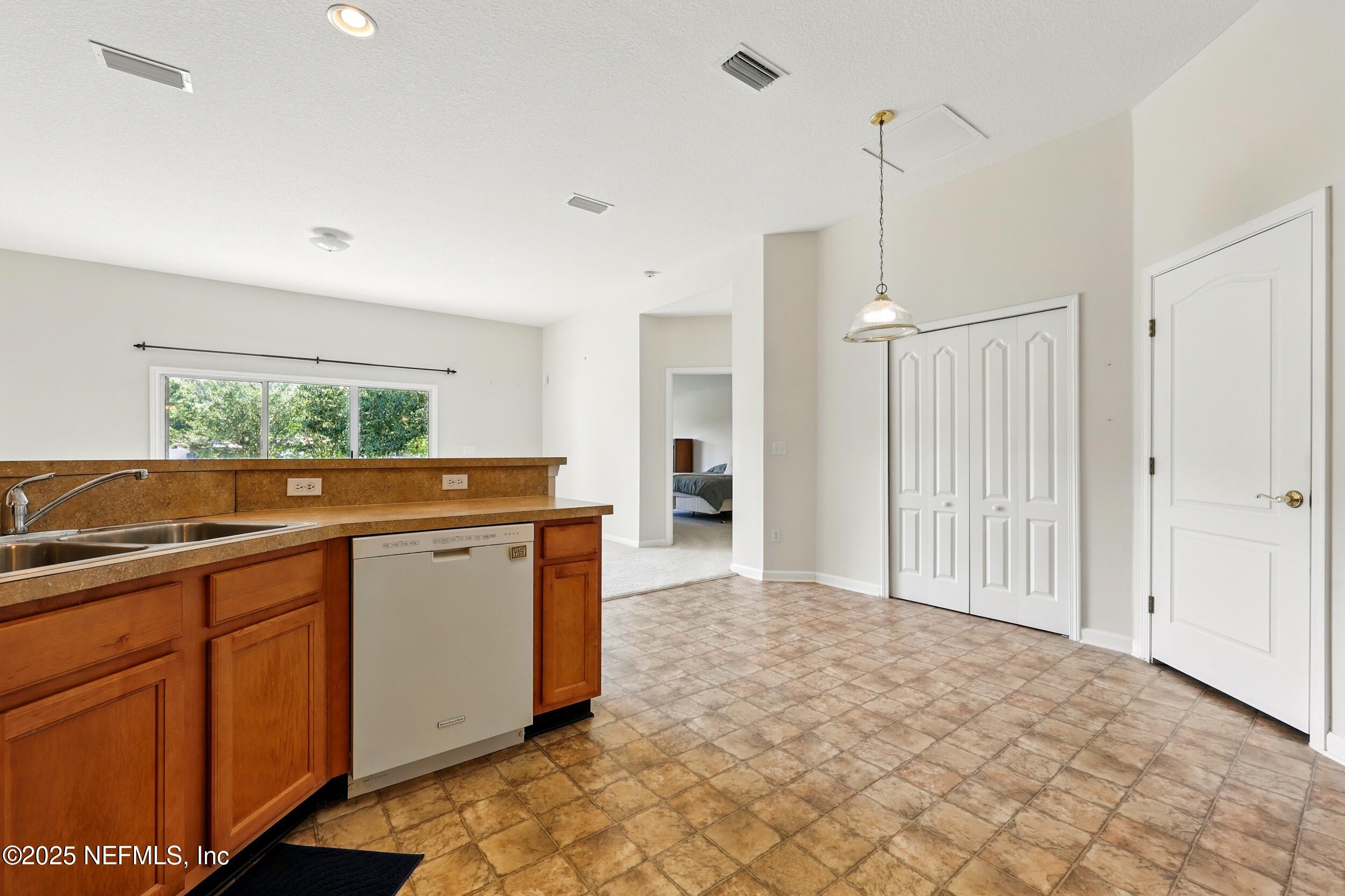 372 JOHNS CREEK Parkway, St. Augustine