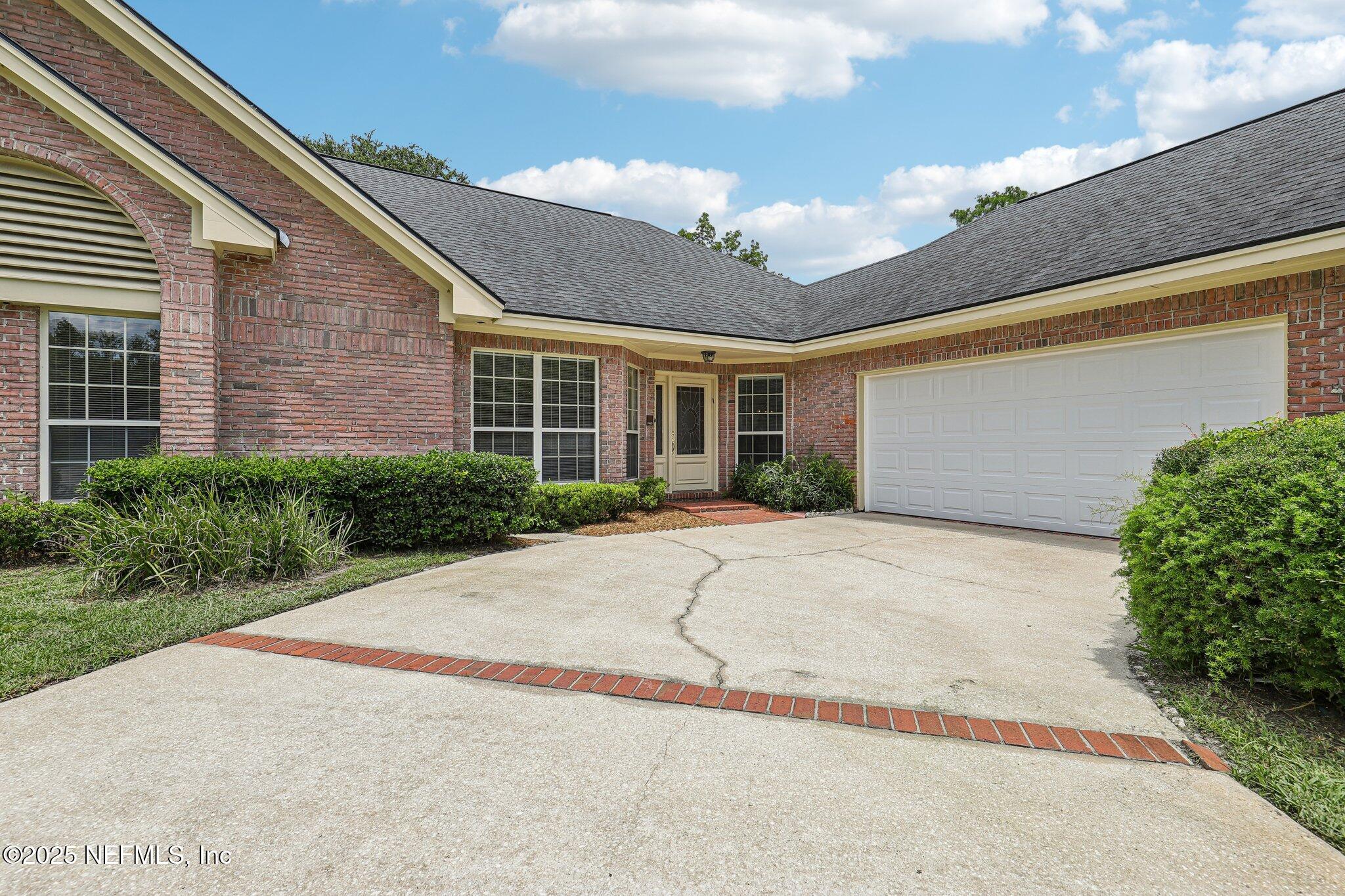 759 MATTERHORN Court, St. Johns