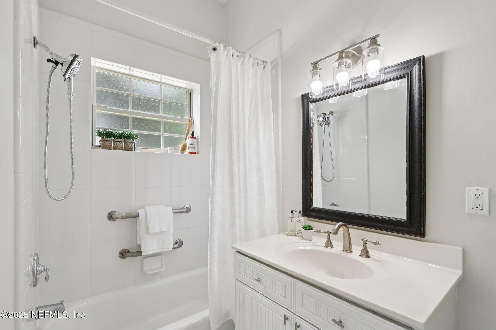 12844 BAY PLANTATION Drive