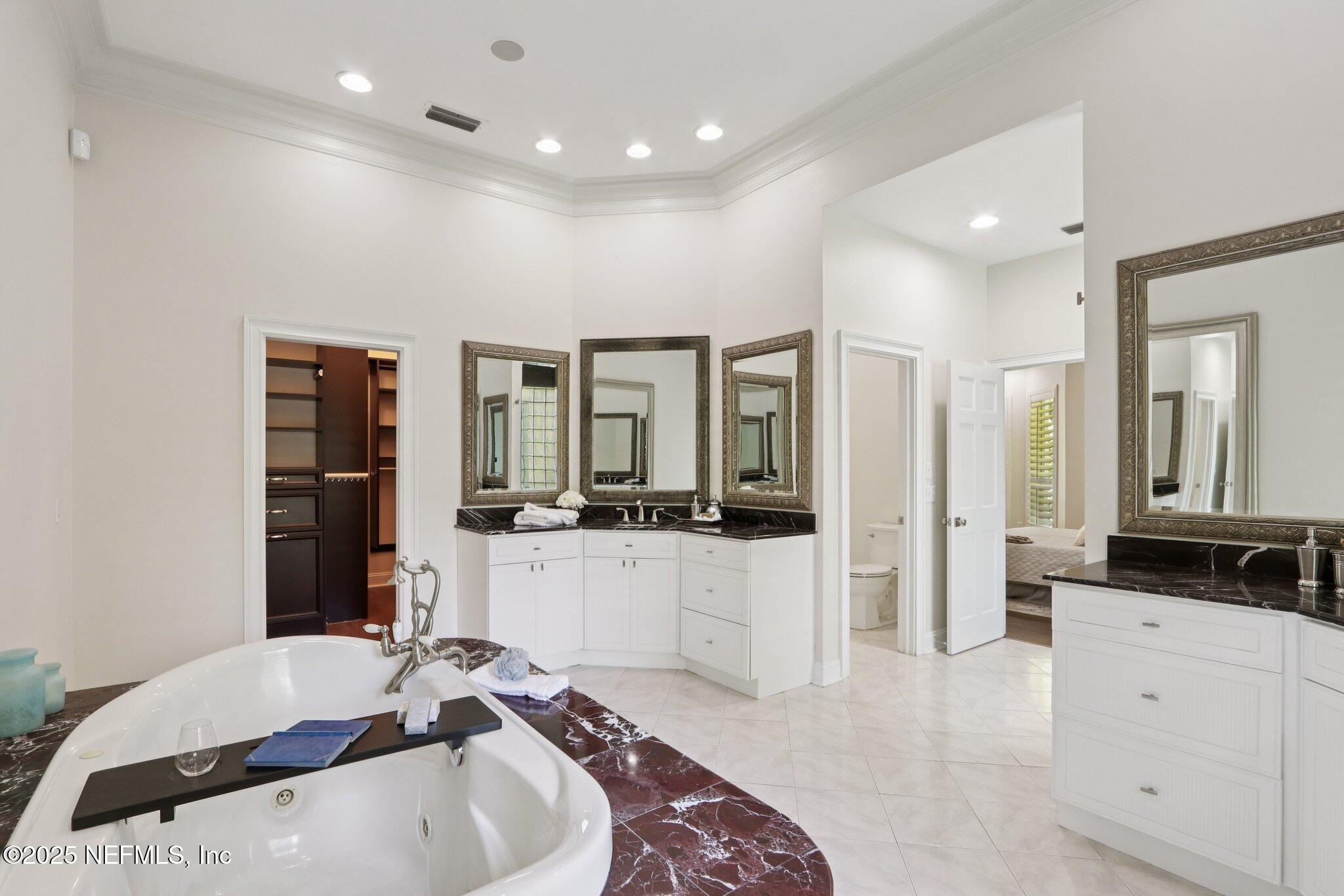 12844 BAY PLANTATION Drive