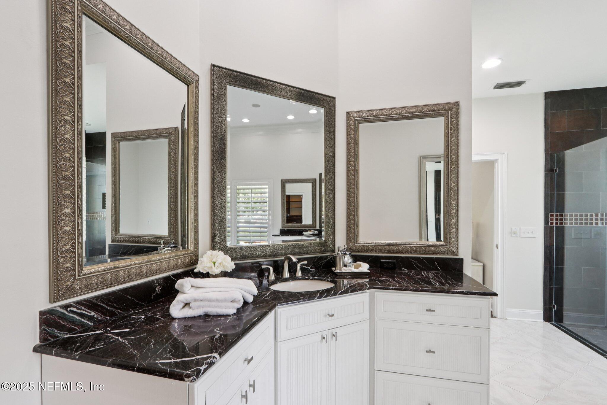 12844 BAY PLANTATION Drive