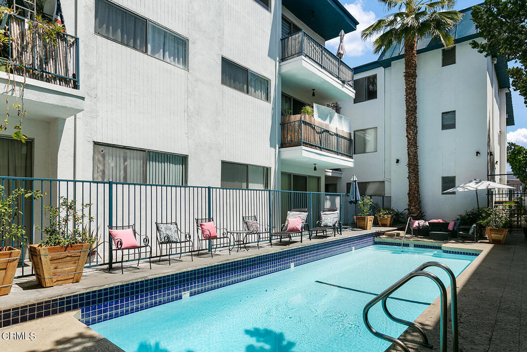 400 S La Fayette Park Place 304
