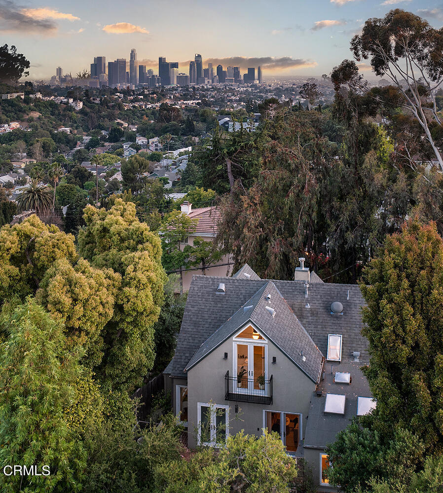 1825 Cerro Gordo Street