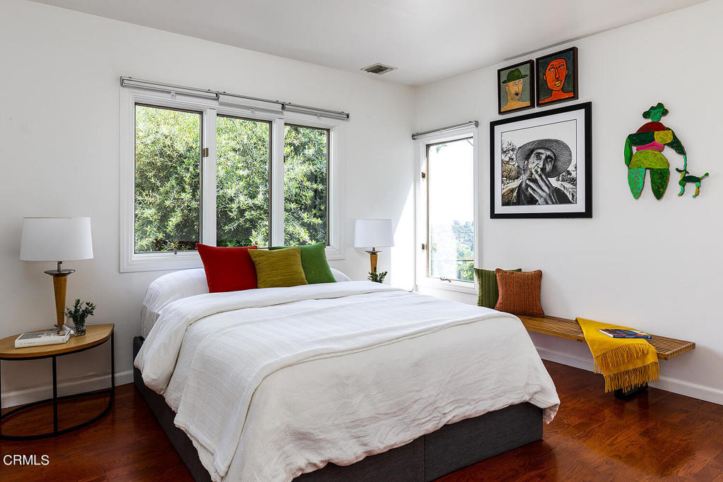 1825 Cerro Gordo Street