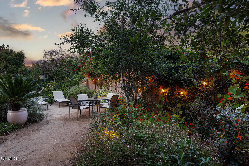 1825 Cerro Gordo Street