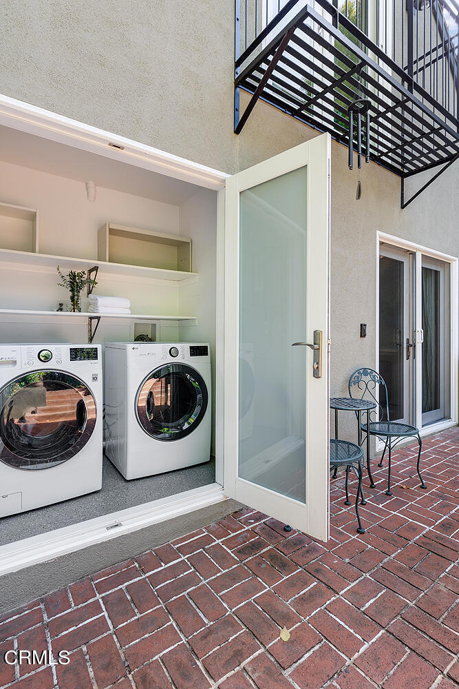 1825 Cerro Gordo Street