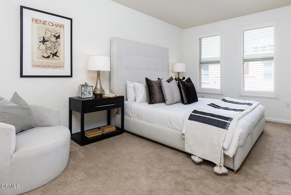 128 N Oak Knoll Avenue 305