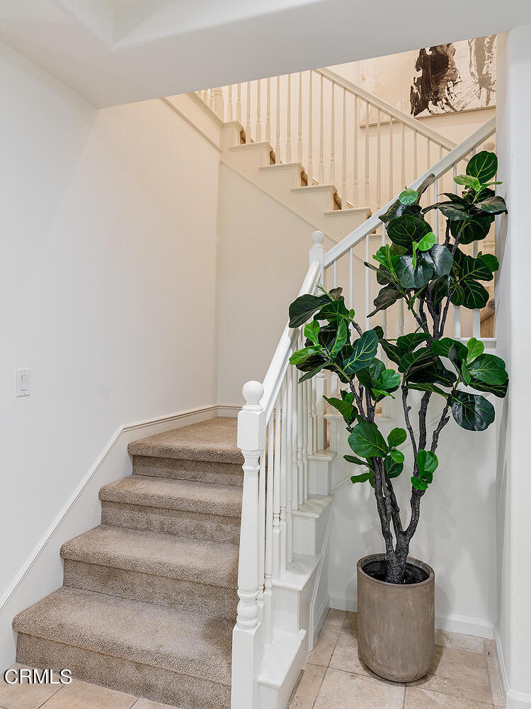 128 N Oak Knoll Avenue 305