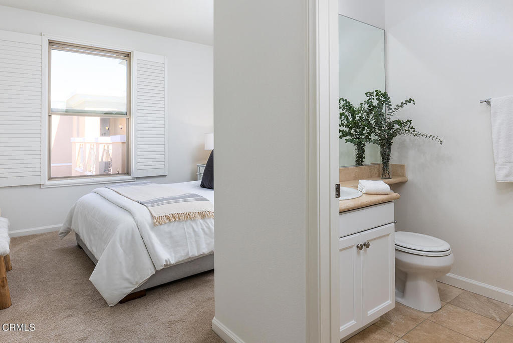 128 N Oak Knoll Avenue 305