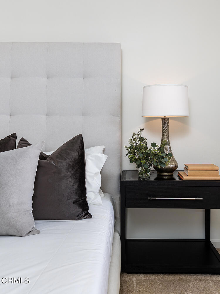 128 N Oak Knoll Avenue 305