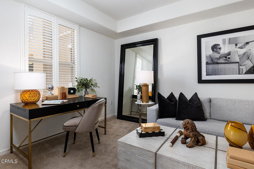 128 N Oak Knoll Avenue 305