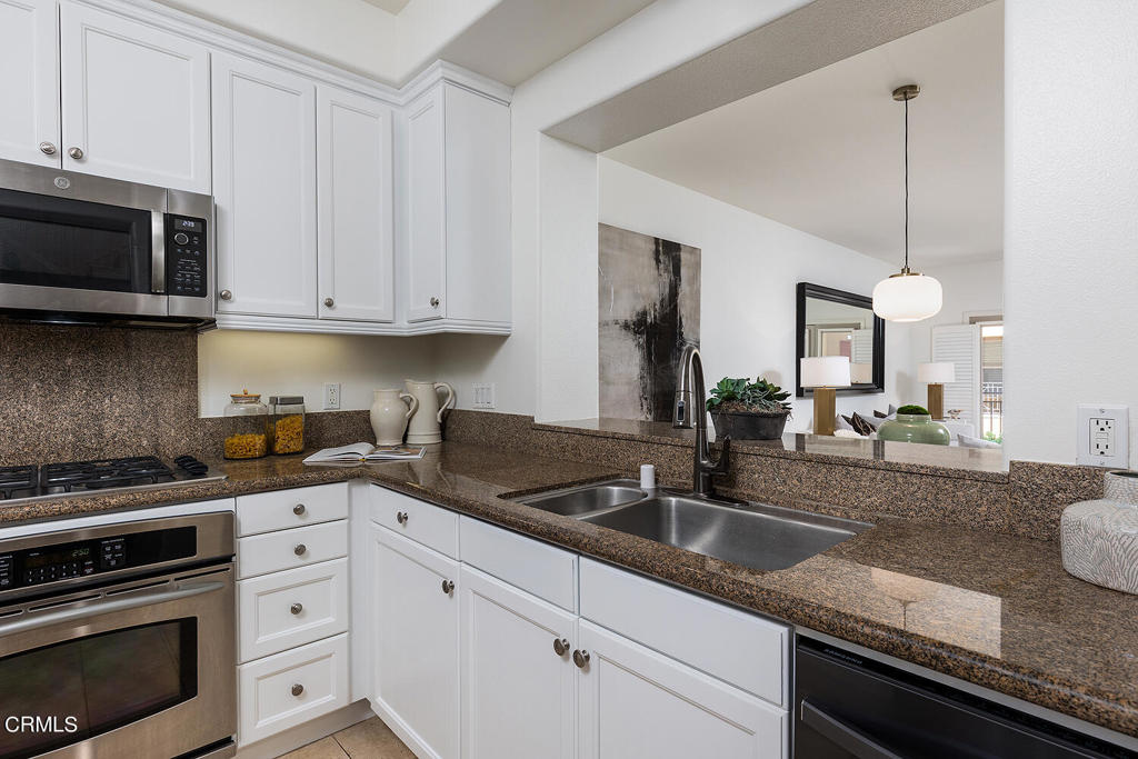 128 N Oak Knoll Avenue 305