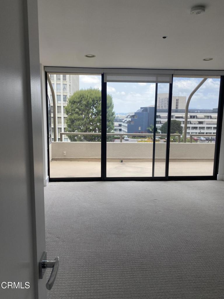 121 S Hope Street 408