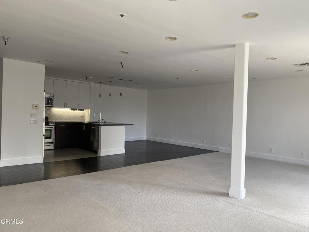 121 S Hope Street 408